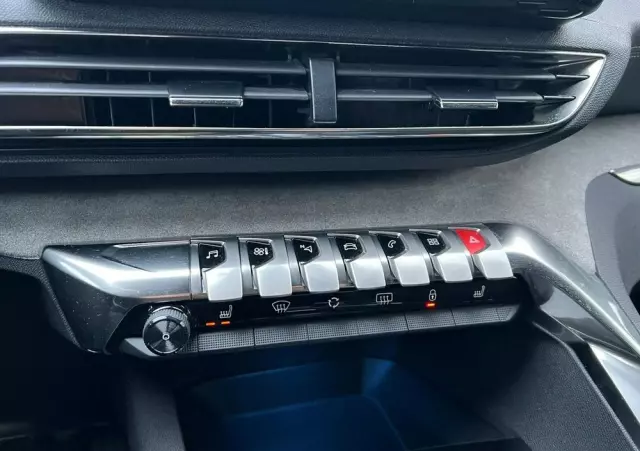 PEUGEOT 3008 1.2 PureTech GT S&S EAT8