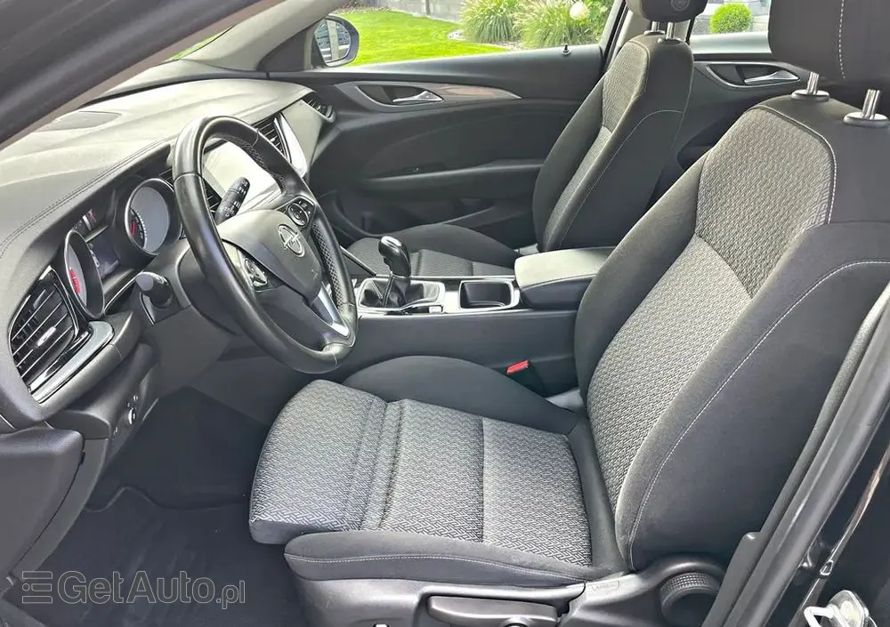 OPEL Insignia Sports Tourer 1.5 ECOTEC Direct Inj Turbo Business Innovation