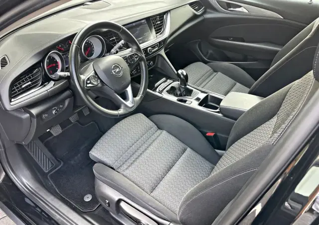 OPEL Insignia Sports Tourer 1.5 ECOTEC Direct Inj Turbo Business Innovation