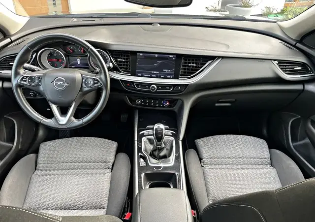 OPEL Insignia Sports Tourer 1.5 ECOTEC Direct Inj Turbo Business Innovation