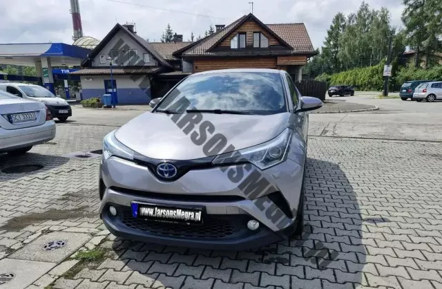TOYOTA C-hr 