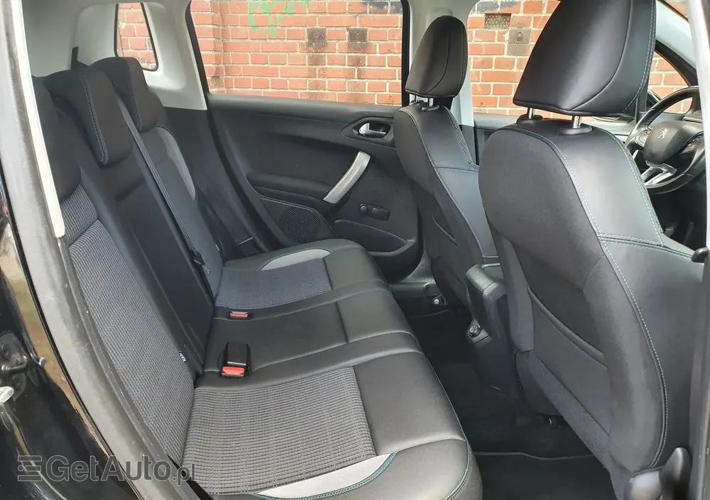 PEUGEOT 2008 PureTech 110 Stop&Start Crossway