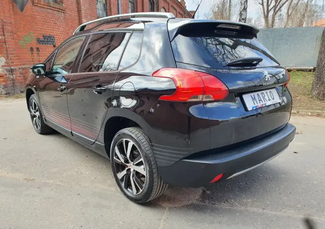 PEUGEOT 2008 PureTech 110 Stop&Start Crossway