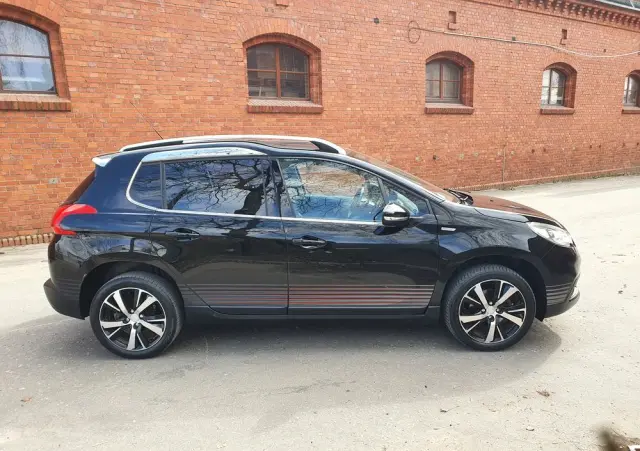 PEUGEOT 2008 PureTech 110 Stop&Start Crossway