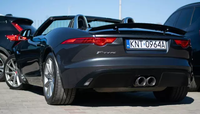 JAGUAR F-Type Cabriolet R-Dynamic