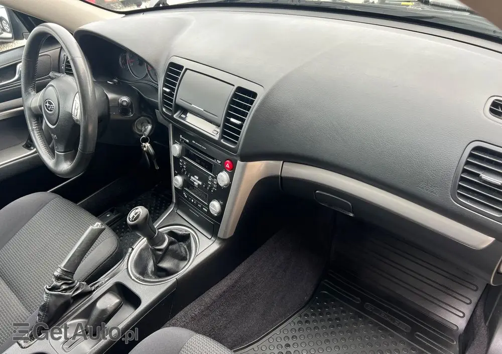 SUBARU Legacy Kombi 2.0RA HID