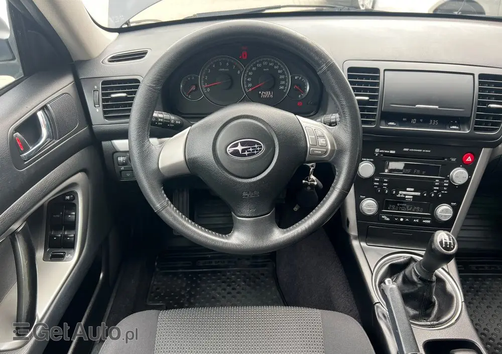 SUBARU Legacy Kombi 2.0RA HID