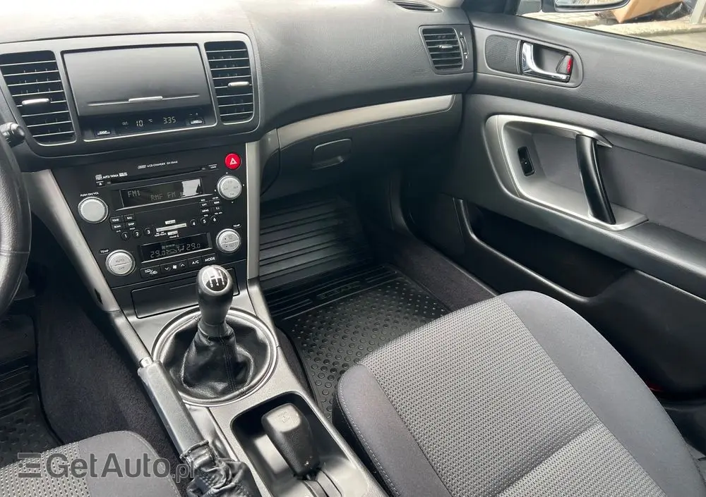 SUBARU Legacy Kombi 2.0RA HID