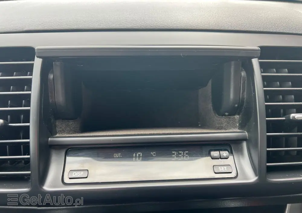 SUBARU Legacy Kombi 2.0RA HID