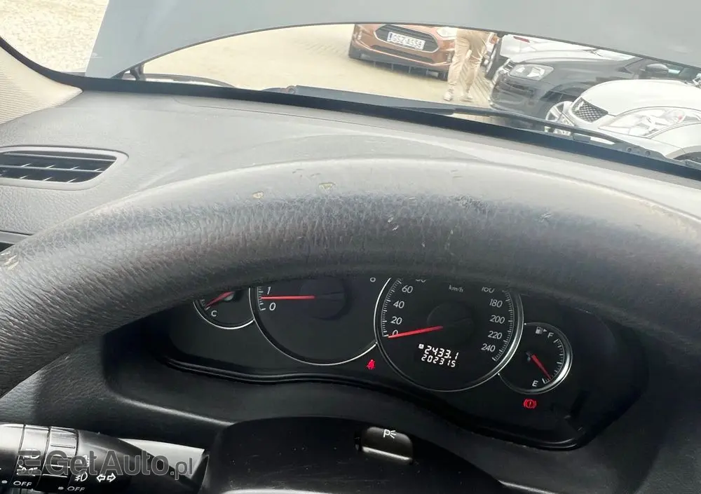 SUBARU Legacy Kombi 2.0RA HID