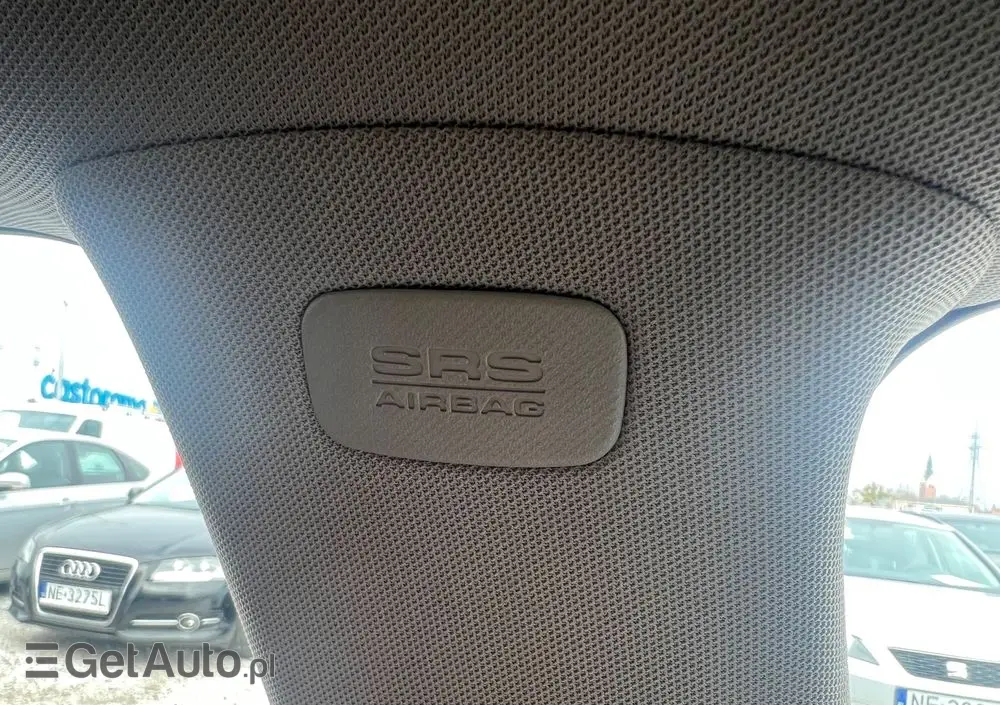 SUBARU Legacy Kombi 2.0RA HID