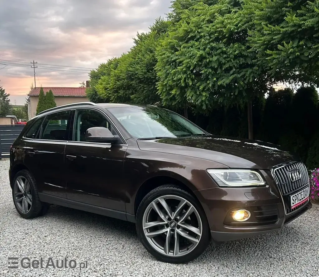 AUDI Q5 
