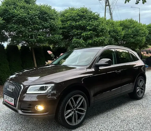 AUDI Q5 