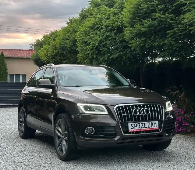 AUDI Q5 