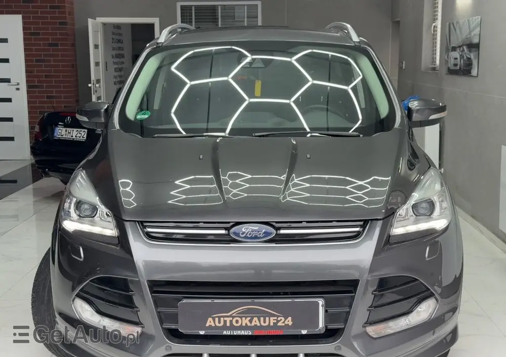 FORD Kuga 2.0 TDCi 4x4 Individual
