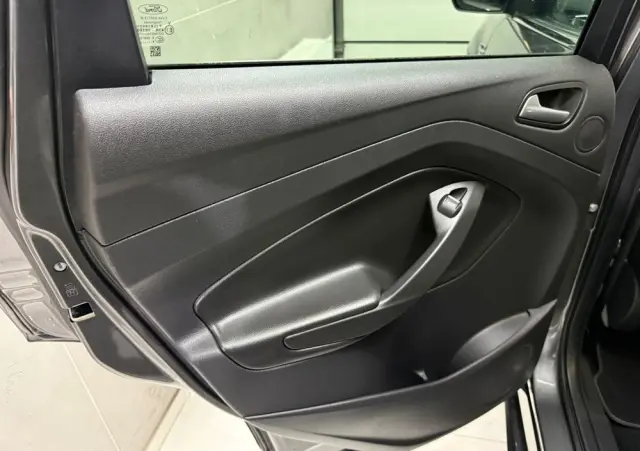 FORD Kuga 2.0 TDCi 4x4 Individual