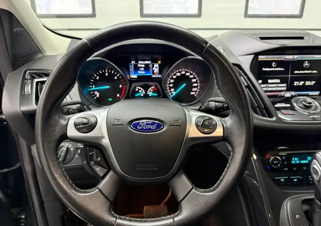 FORD Kuga 2.0 TDCi 4x4 Individual