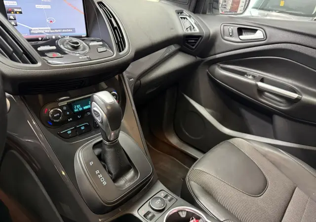 FORD Kuga 2.0 TDCi 4x4 Individual