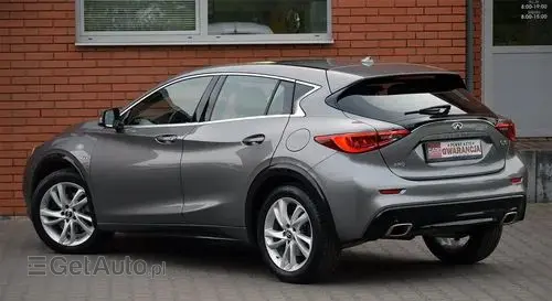 INFINITI Q30 