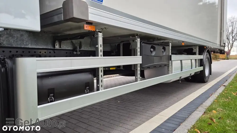 DAF XF 430/// 2022/// PRZEB: 188000 KM/// CHŁODNIA/// THERMO-KING/// WINDA/// STAN JAK NOWY! 