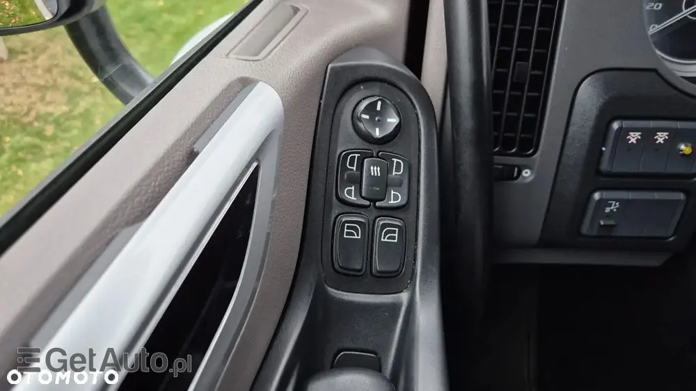 DAF XF 430/// 2022/// PRZEB: 188000 KM/// CHŁODNIA/// THERMO-KING/// WINDA/// STAN JAK NOWY! 