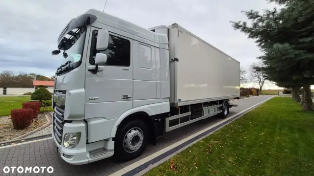 DAF XF 430/// 2022/// PRZEB: 188000 KM/// CHŁODNIA/// THERMO-KING/// WINDA/// STAN JAK NOWY! 