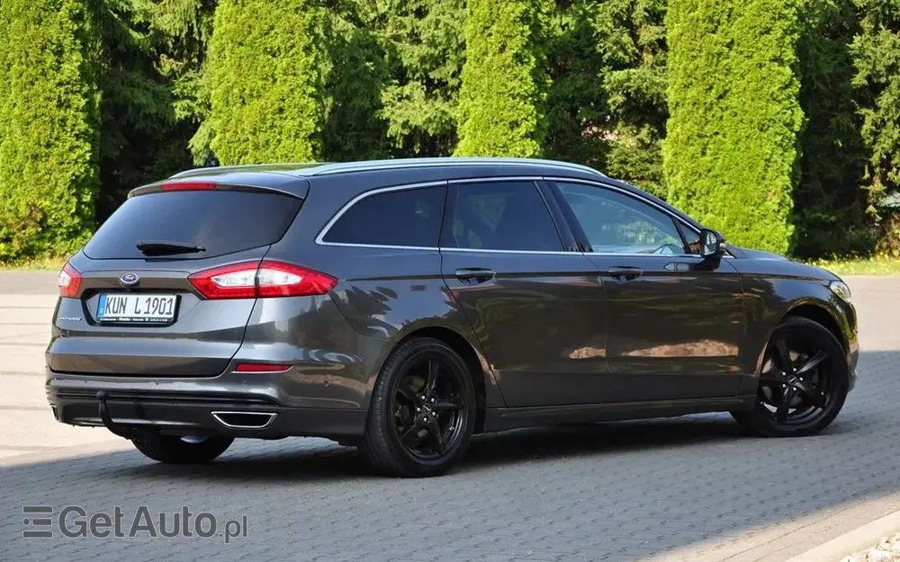 FORD Mondeo 2.0 TDCi Bi-Turbo PowerShift-Aut Titanium
