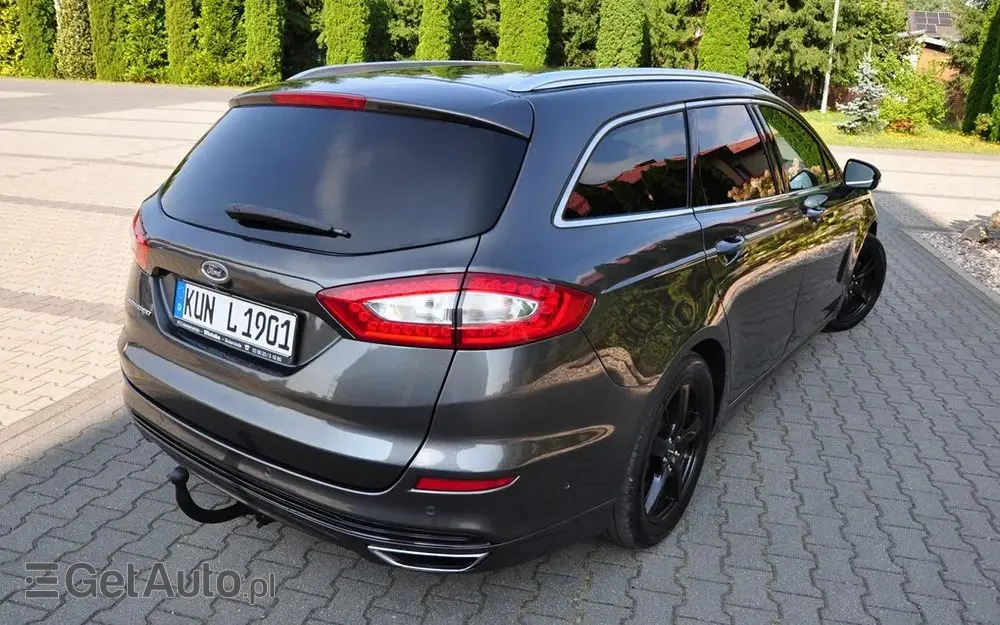 FORD Mondeo 2.0 TDCi Bi-Turbo PowerShift-Aut Titanium