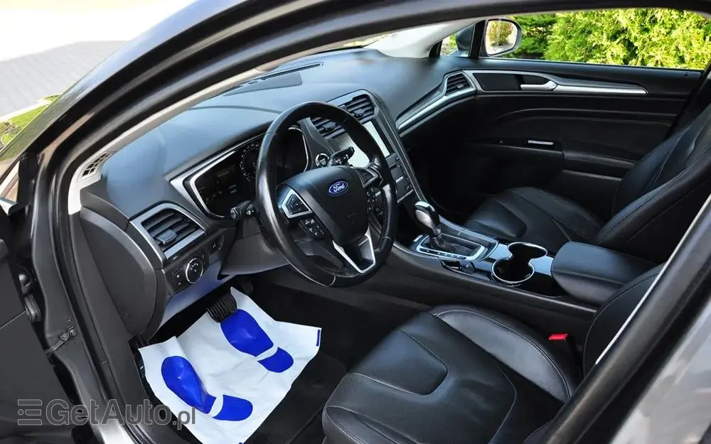 FORD Mondeo 2.0 TDCi Bi-Turbo PowerShift-Aut Titanium