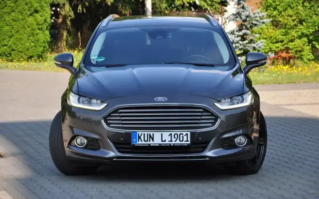 FORD Mondeo 2.0 TDCi Bi-Turbo PowerShift-Aut Titanium