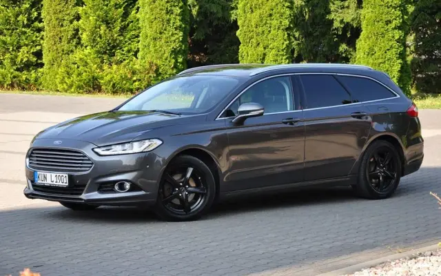 FORD Mondeo 2.0 TDCi Bi-Turbo PowerShift-Aut Titanium