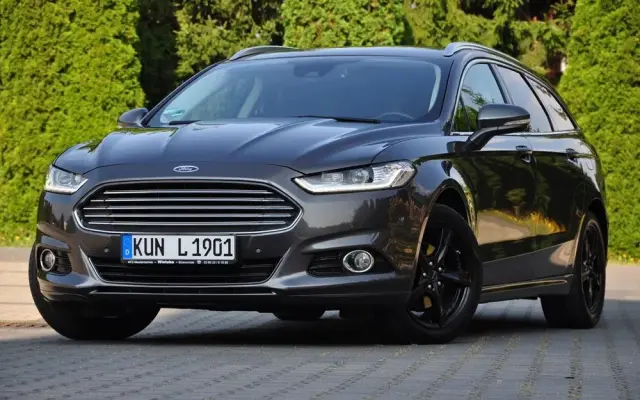 FORD Mondeo 2.0 TDCi Bi-Turbo PowerShift-Aut Titanium