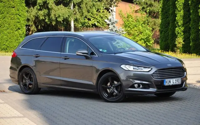 FORD Mondeo 2.0 TDCi Bi-Turbo PowerShift-Aut Titanium