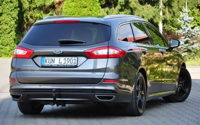 FORD Mondeo 2.0 TDCi Bi-Turbo PowerShift-Aut Titanium