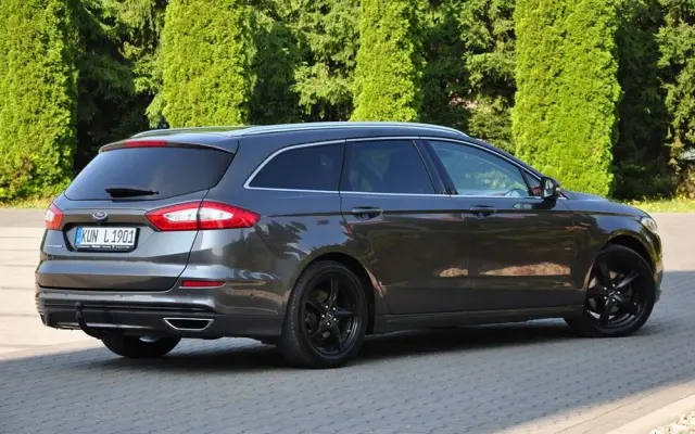 FORD Mondeo 2.0 TDCi Bi-Turbo PowerShift-Aut Titanium