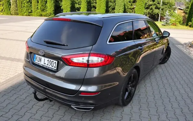 FORD Mondeo 2.0 TDCi Bi-Turbo PowerShift-Aut Titanium