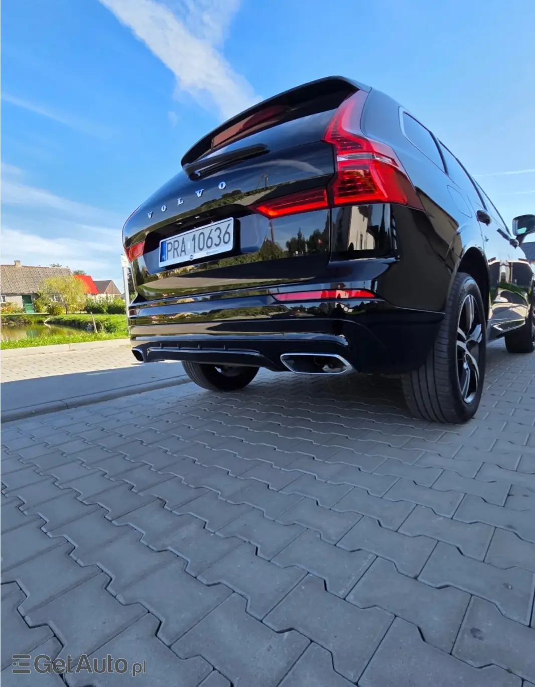 VOLVO XC60 R-design 