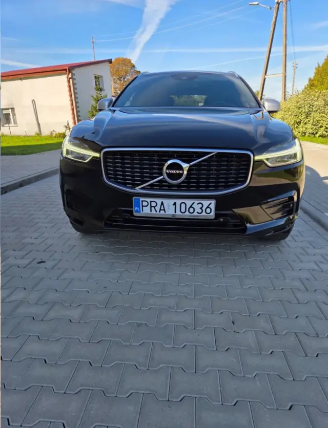 VOLVO XC60 R-design 