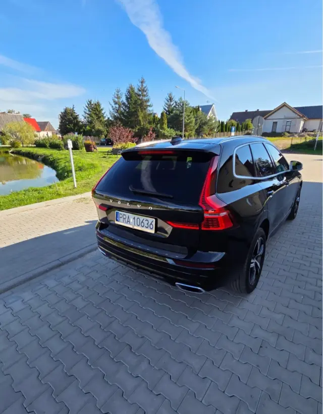 VOLVO XC60 R-design 