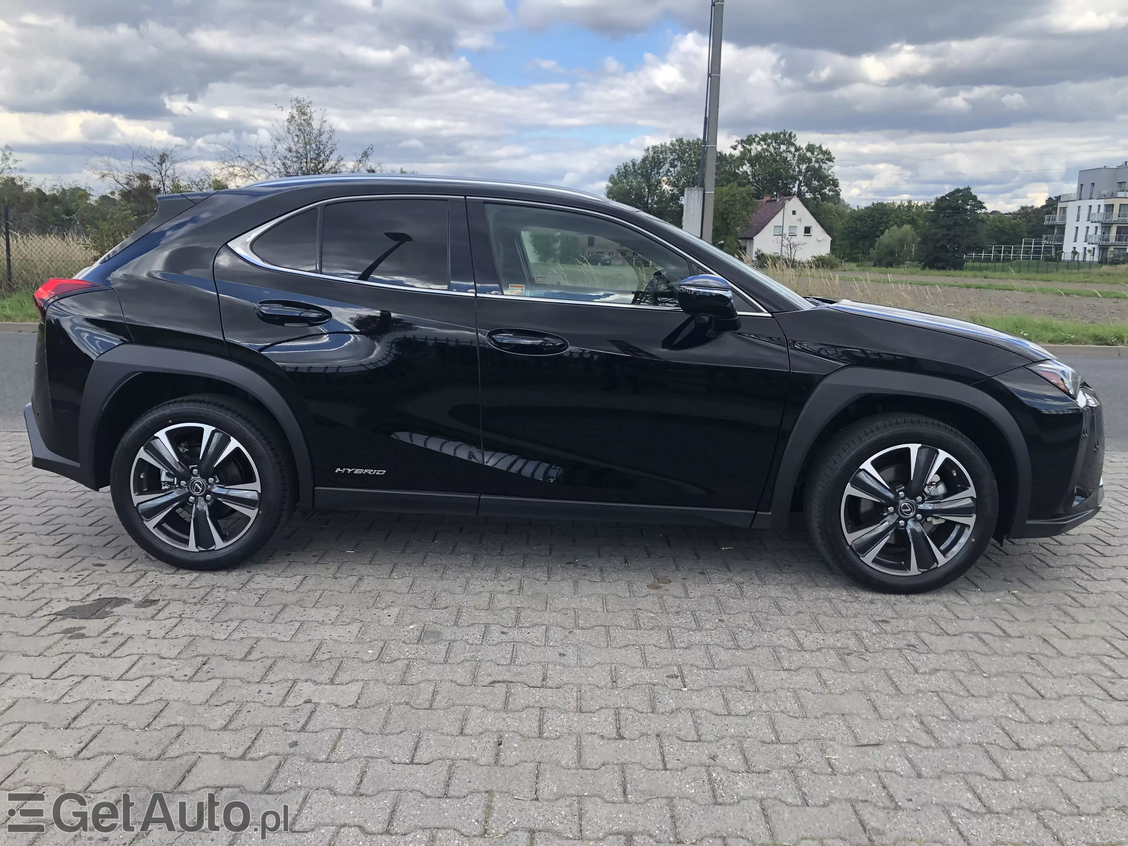 LEXUS UX 