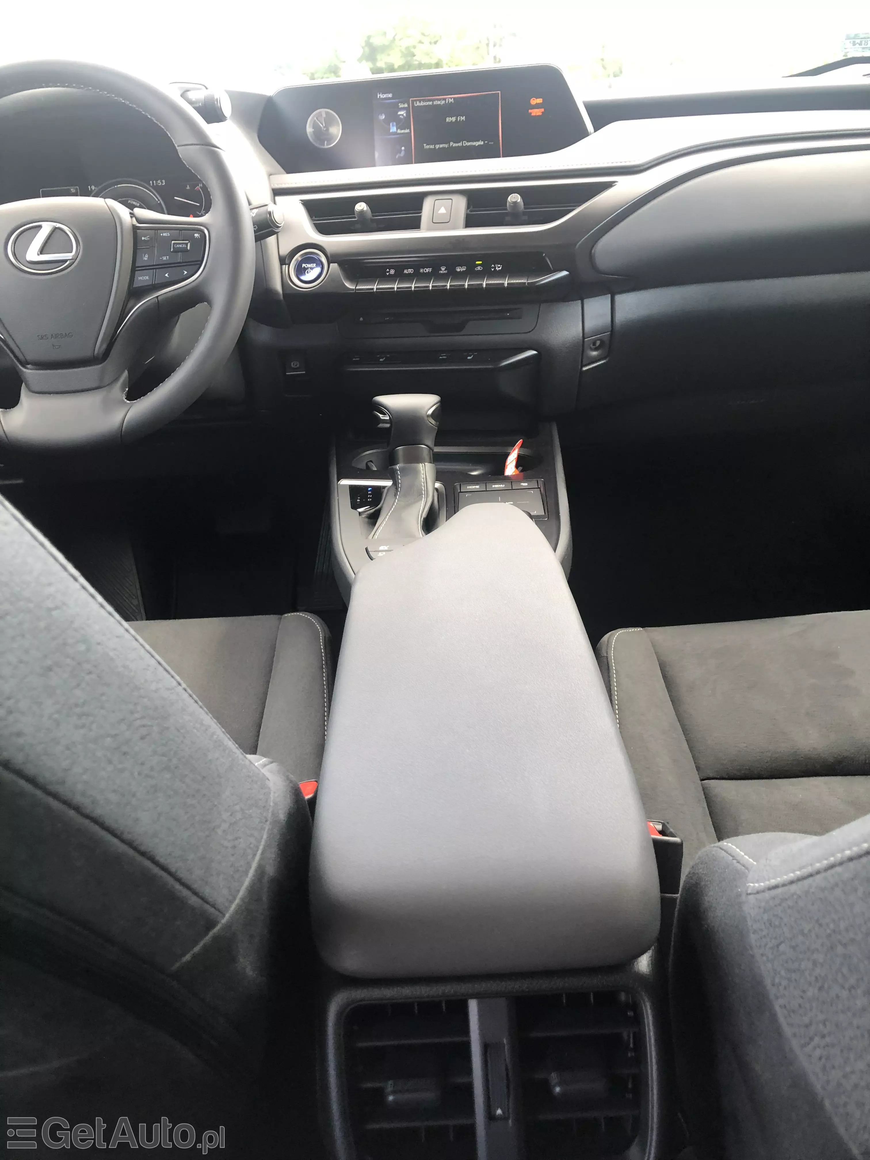 LEXUS UX 