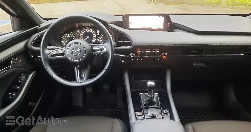 MAZDA 3 SKYACTIV-G 120 Signature+