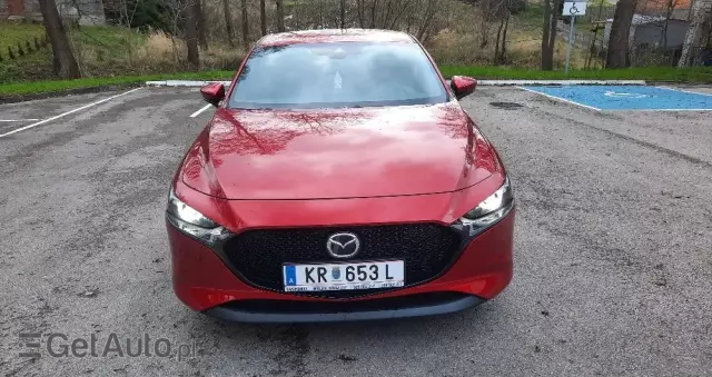 MAZDA 3 SKYACTIV-G 120 Signature+