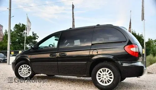 CHRYSLER Voyager 