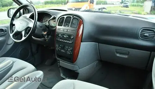 CHRYSLER Voyager 