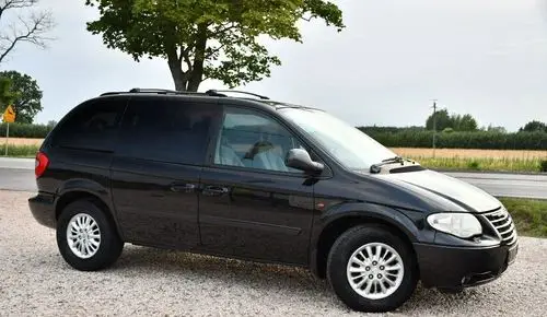 CHRYSLER Voyager 
