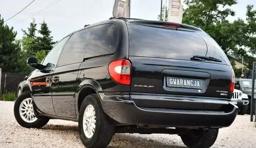 CHRYSLER Voyager 