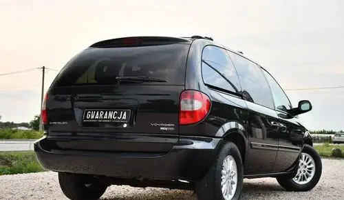 CHRYSLER Voyager 