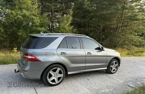 MERCEDES-BENZ ML 
