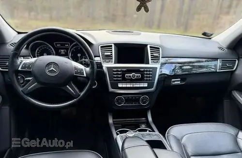 MERCEDES-BENZ ML 
